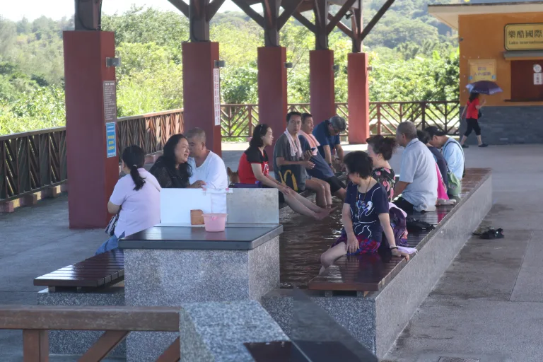 Dapeng Footbath Park 大鵬足湯公園
