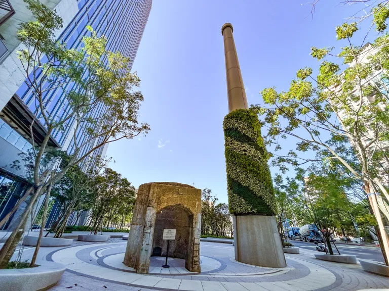 Nangang Tire Factory Smokestack 南港輪胎工廠煙囪